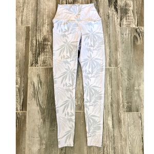 PTULA - Never Worn! White Palm Tree Leggings